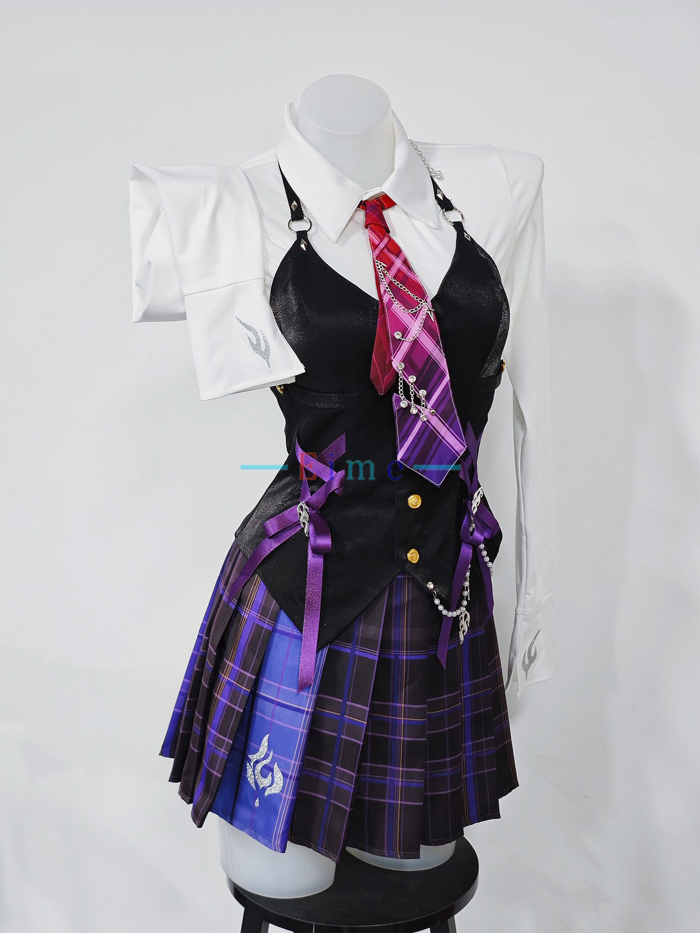 Game Naraka Bladepoint Tarka J - огляд і ціна Anime Cosplay Show