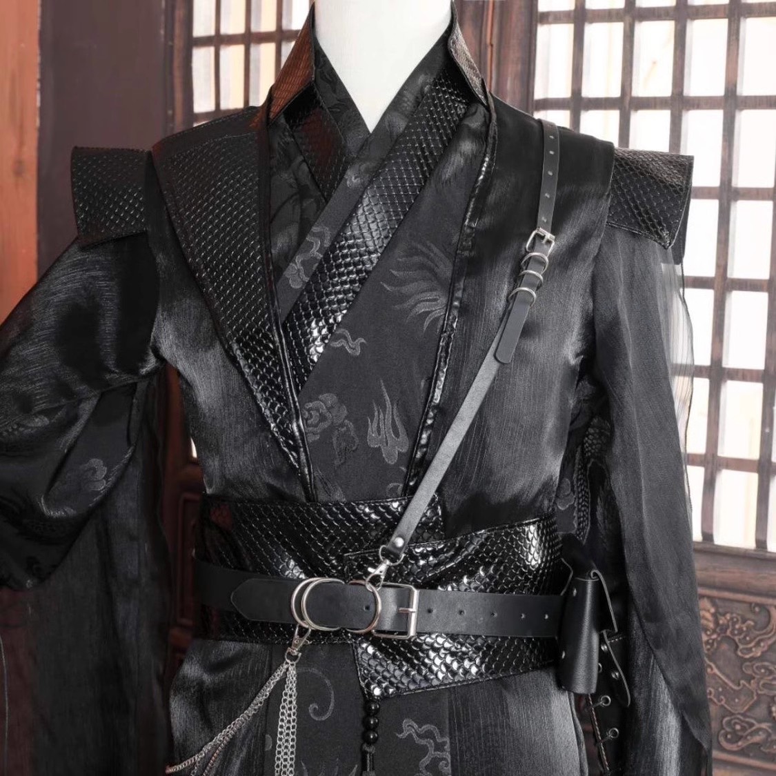 He Xuan Male Carnival Cosplay  - огляд і ціна Anime Cosplay In Chinese